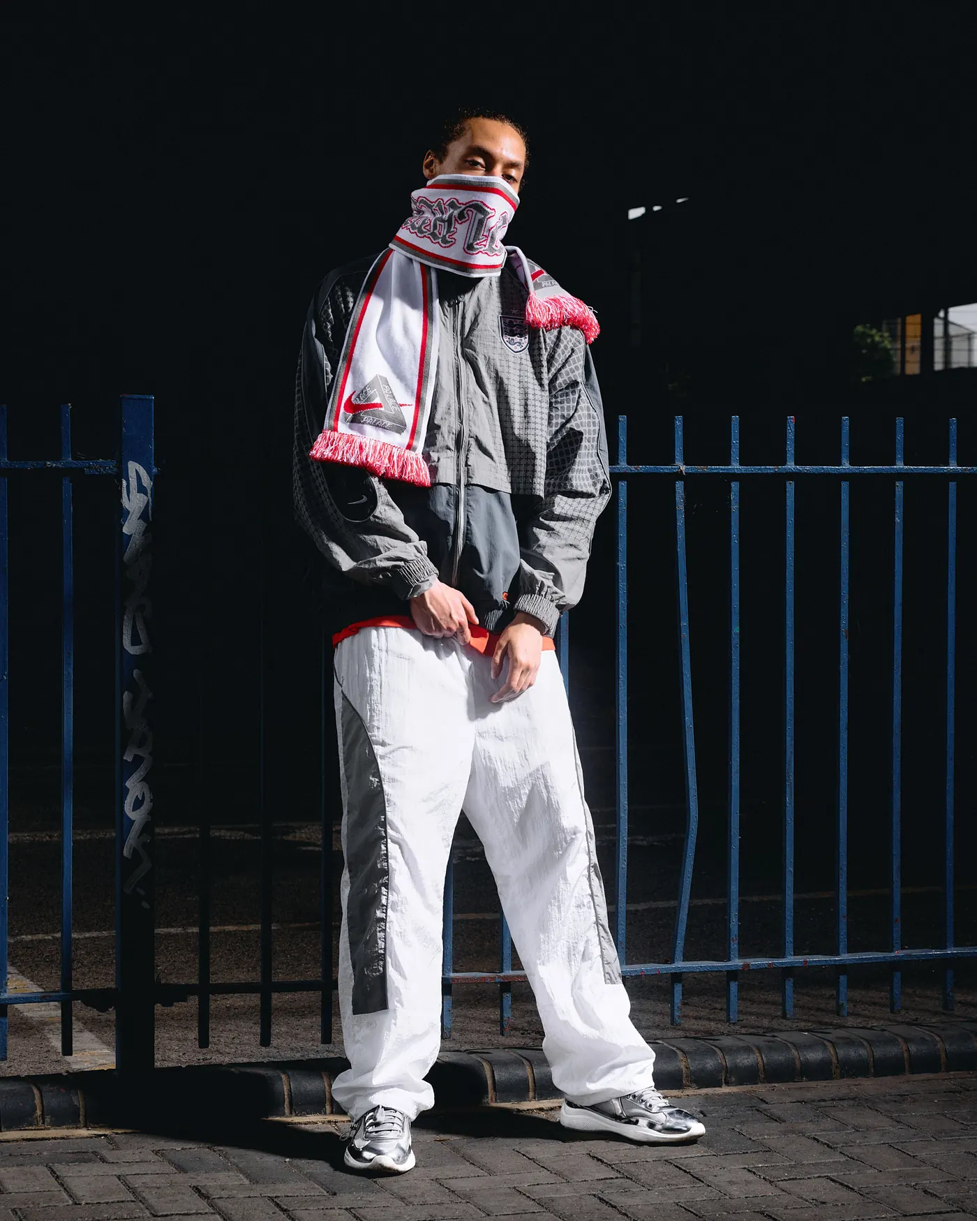 PALACE_NIKE_ENGLAND _005